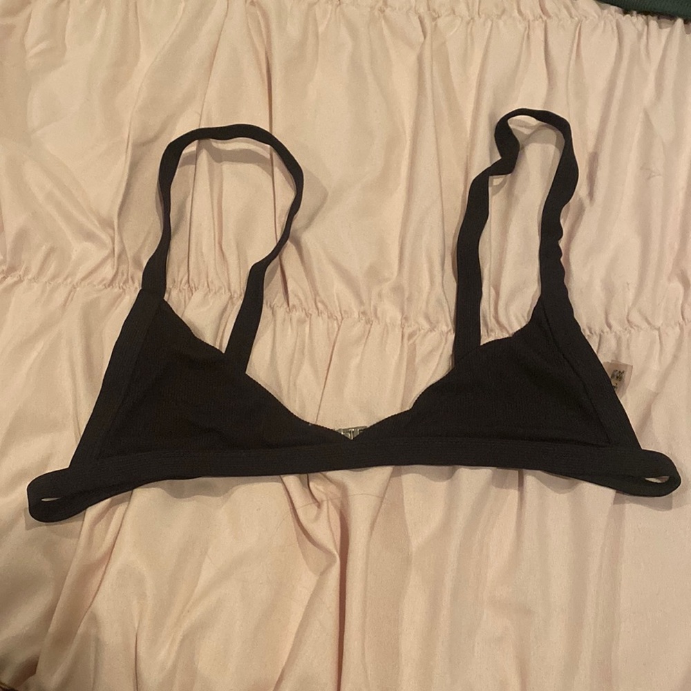 Black bikini top